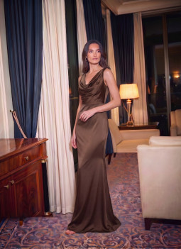 VESTIDO LARGO MARRÓN