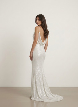 VESTITO CON PAILLETTES BIANCHE
