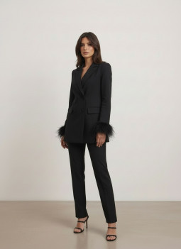 BLAZER NERO CON PIUME