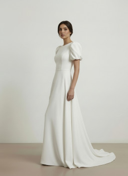 ROBE DE MARIÉE À MANCHES COURTES