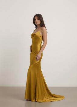 VESTIDO LONGO DOURADO