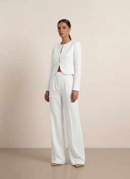 WHITE PANTS