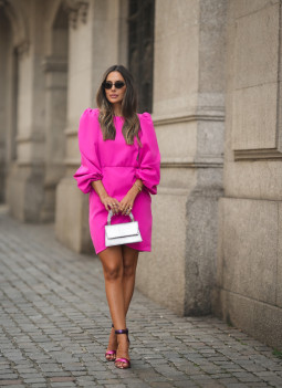 VESTITO CORTO FUCSIA | ULTIME UNITÀ