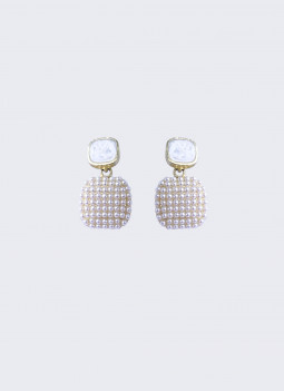 PEARL EARRING