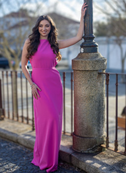 LANGES FUCHSIA-KLEID